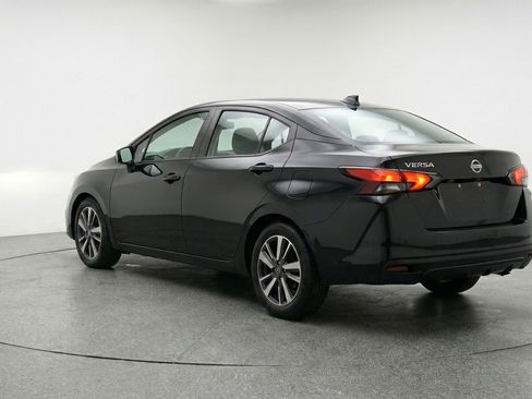 Used 2025 Nissan Versa SV image 6