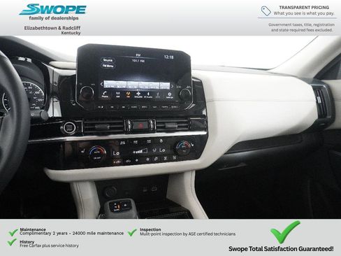 Used 2023 Nissan Pathfinder SL w/ Lighting Package (N92) AWD/4WD image 20