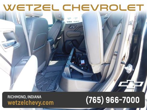 Used 2025 Chevrolet Colorado ZR2 w/ Technology Package AWD/4WD image 27