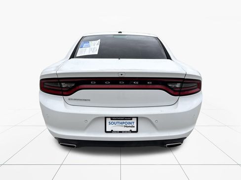 Used 2020 Dodge Charger SXT w/ Leather Interior Group image 7