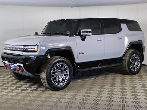 Used 2024 GMC Hummer EV 3X w/ LPO, Illumination Package AWD/4WD image 10
