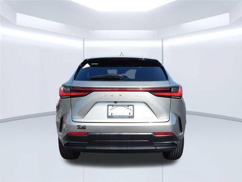 Used 2025 Lexus NX 350 AWD w/ Accessory Package (2T) image 4