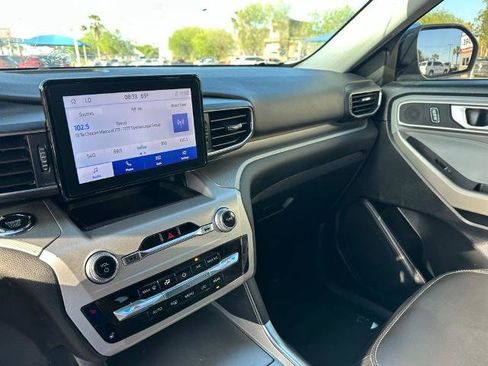 Certified 2022 Ford Explorer XLT w/ Equipment Group 202A image 14