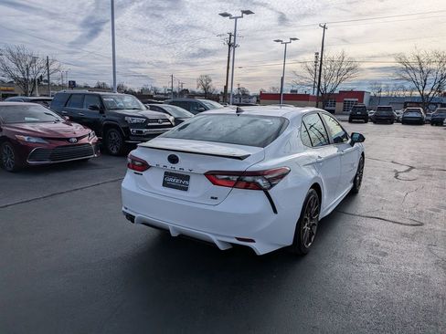Used 2023 Toyota Camry SE image 10