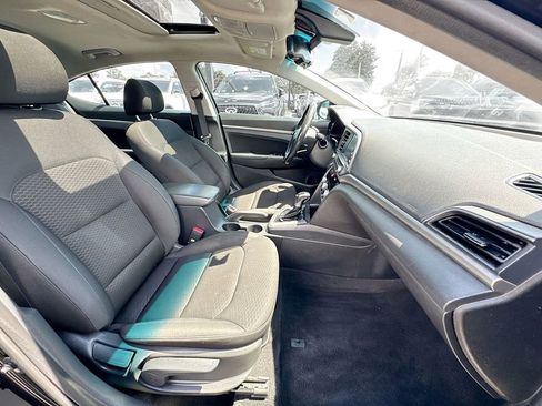 Used 2020 Hyundai Elantra Value Edition w/ Cargo Package (C1) image 28