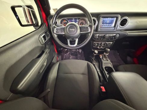 Used 2020 Jeep Wrangler Unlimited Sahara AWD/4WD image 14