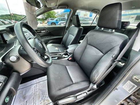 Used 2016 Honda Accord LX image 15