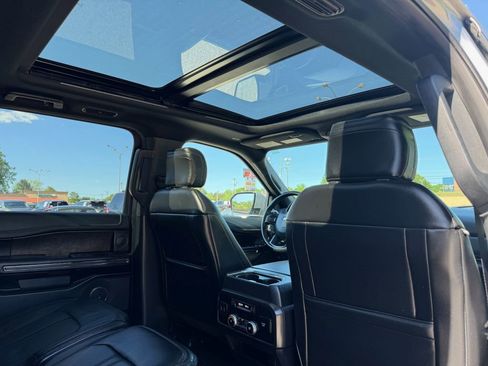 Used 2020 Ford Expedition Max Limited w/ Equipment Group 301A RWD image 29