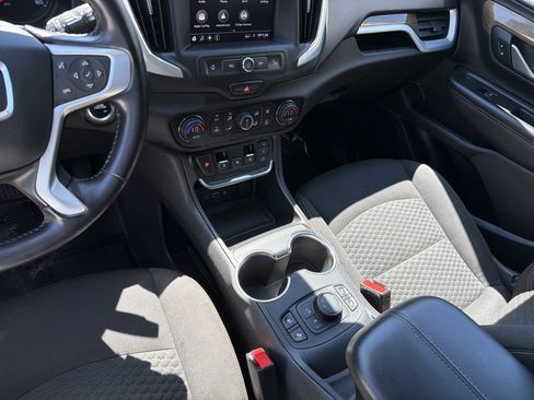 Used 2020 GMC Terrain SLE w/ Driver Convenience Package AWD/4WD image 30