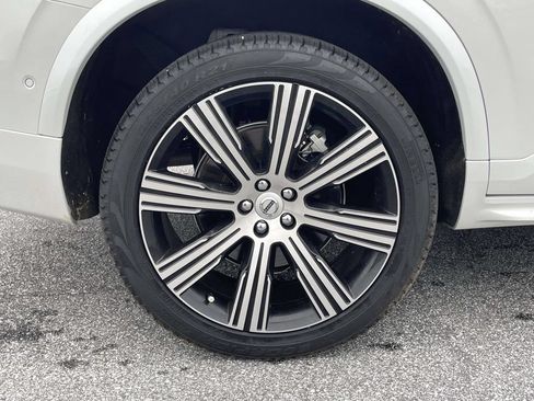 Used 2024 Volvo XC90 T8 Ultimate w/ Protection Package Premier AWD/4WD image 31