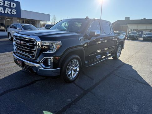 Used 2019 GMC Sierra 1500 SLT w/ SLT Premium Plus Package image 3