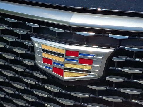Used 2024 Cadillac XT6 Premium Luxury AWD/4WD image 29