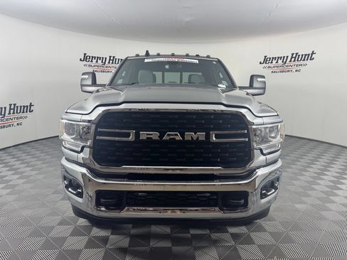 Used 2023 RAM 2500 Big Horn w/ Level B Equipment Group AWD/4WD image 4