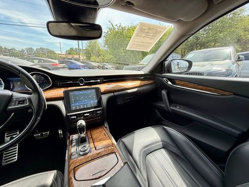 Used 2017 Maserati Quattroporte S RWD image 18