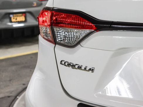 Certified 2022 Toyota Corolla SE FWD image 12