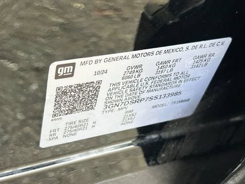 Used 2025 Chevrolet Equinox EV RS FWD image 39