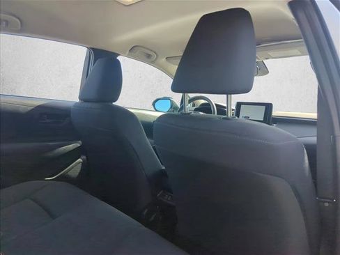 Certified 2025 Toyota Corolla LE image 21