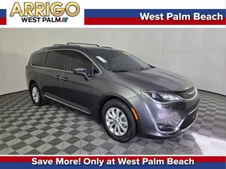 Used 2018 Chrysler Pacifica Touring-L Plus w/ Advanced Safetytec Group video 1