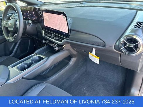 Used 2026 Chevrolet Equinox EV LT FWD image 27