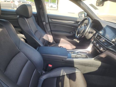 Used 2020 Honda Accord Sport image 12