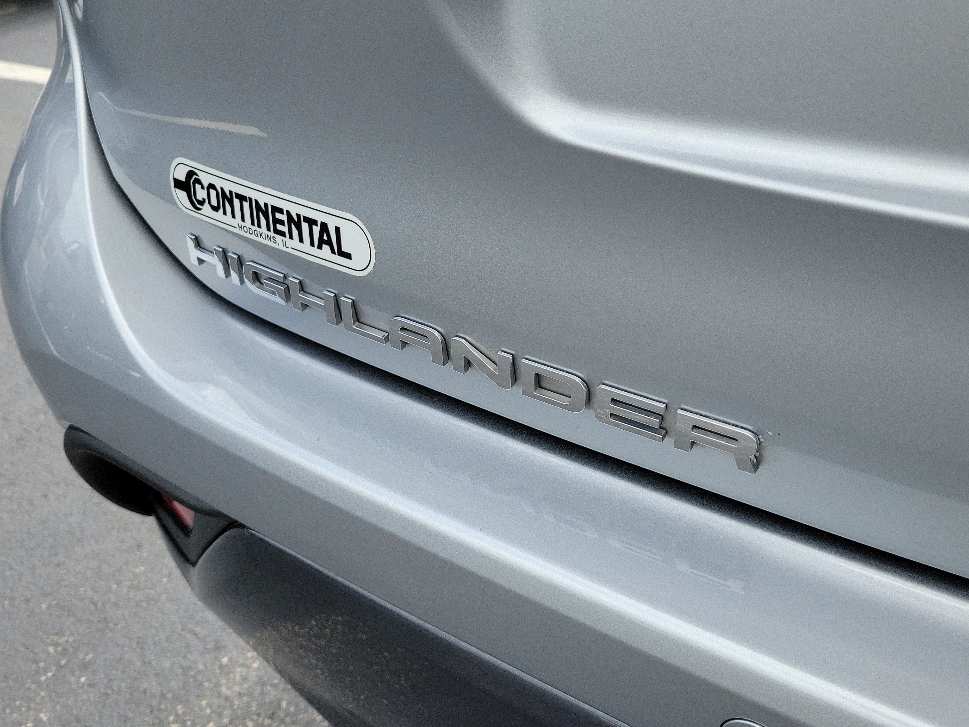Used 2024 Toyota Highlander Limited AWD/4WD image 8
