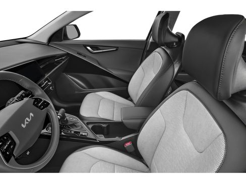 New 2026 Kia Niro FWD image 18