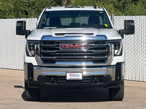 New 2026 GMC Sierra 2500 SLE AWD/4WD image 6