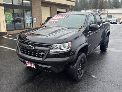 Used 2019 Chevrolet Colorado ZR2 image 2