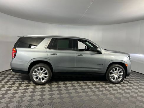 Used 2024 Chevrolet Tahoe High Country w/ Premium Package image 5