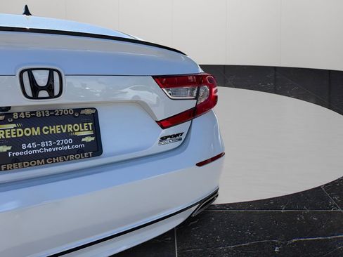 Used 2022 Honda Accord Sport Special Edition image 15