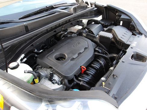 Used 2017 Kia Sportage EX image 22