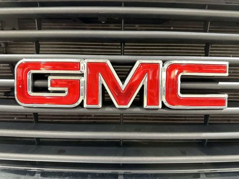 Used 2024 GMC Savana 2500 w/ Driver Convenience Package image 26