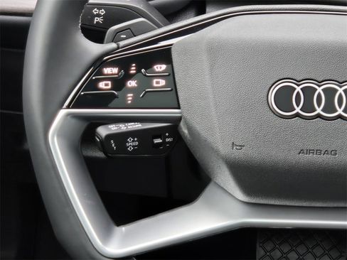 New 2025 Audi Q5 Premium Plus image 15