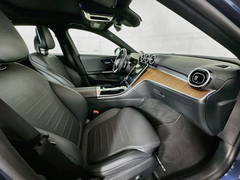 Used 2024 Mercedes-Benz C 300 Sedan image 31