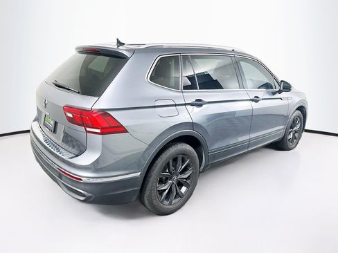Used 2024 Volkswagen Tiguan SE FWD image 9