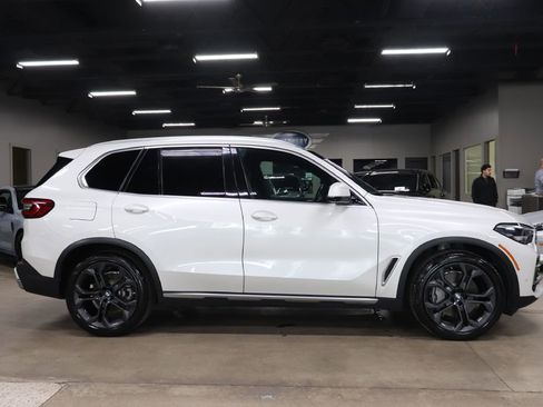 Used 2019 BMW X5 xDrive50i image 7