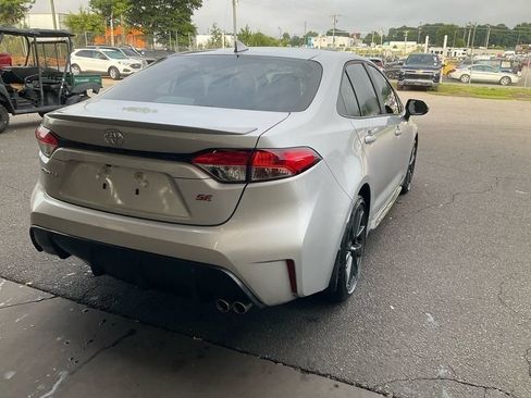 Used 2025 Toyota Corolla SE FWD image 4