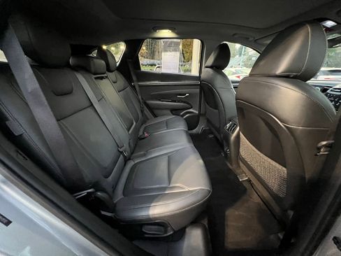 Used 2024 Hyundai Tucson Limited image 7