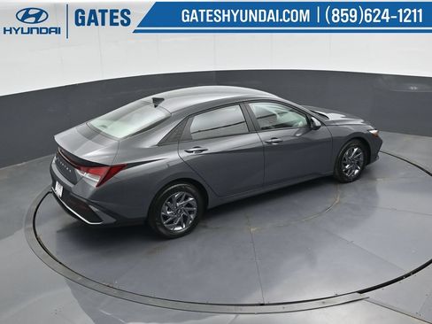 Certified 2024 Hyundai Elantra SEL FWD image 46