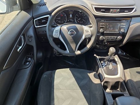 Used 2016 Nissan Rogue S AWD/4WD image 12