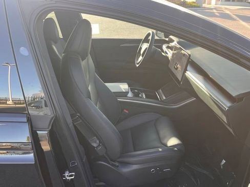 Used 2024 Tesla Model X Plaid image 10