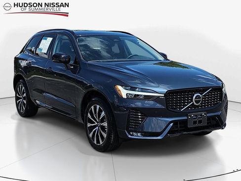 Used 2024 Volvo XC60 B5 Core w/ Protection Package Premier AWD/4WD image 1
