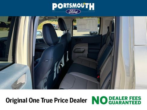 New 2025 Ford Maverick Lariat w/ 4K Tow Package image 3