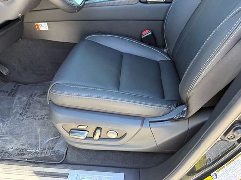 New 2026 Lexus LX 600 4WD w/ Luxury Package image 13