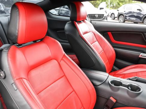 Used 2022 Ford Mustang GT Premium w/ Equipment Group 401A RWD image 34