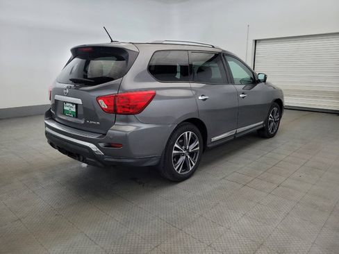 Used 2017 Nissan Pathfinder Platinum FWD image 9