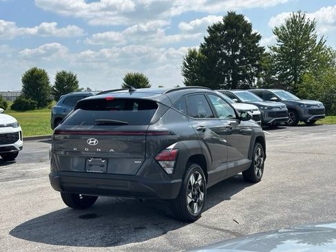 Used 2025 Hyundai Kona SEL AWD/4WD image 7