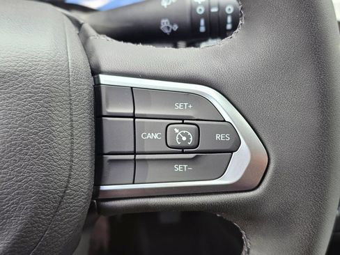 New 2026 Jeep Compass Latitude AWD/4WD image 23