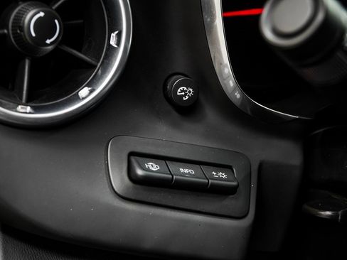 Used 2017 Chevrolet Camaro SS image 35