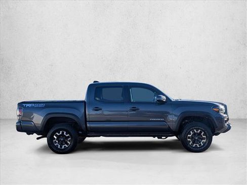 Used 2021 Toyota Tacoma TRD Off-Road image 4